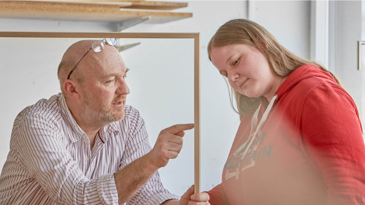 IG Arbeit - Rahmen- und Kartenatelier