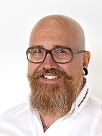 Iwan Thoma
